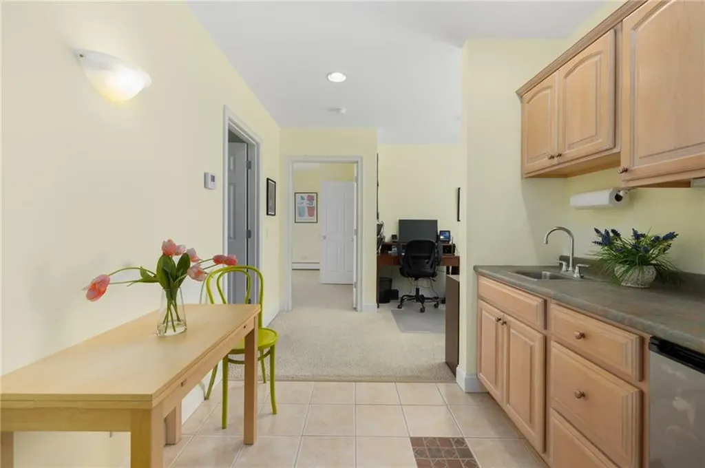 18 Starfish Drive Narragansett RI 02882