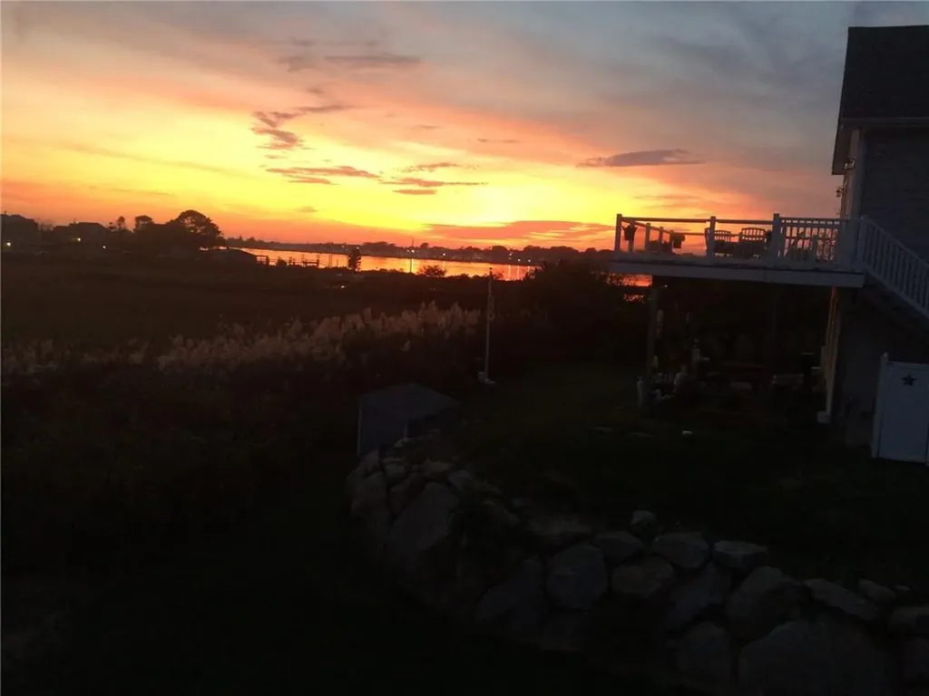 18 Starfish Drive Narragansett RI 02882