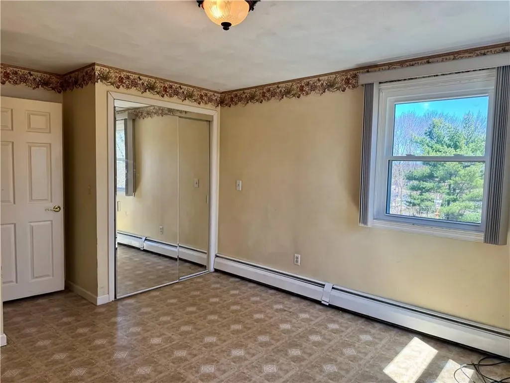 37 N Fairview Street Johnston RI 02919