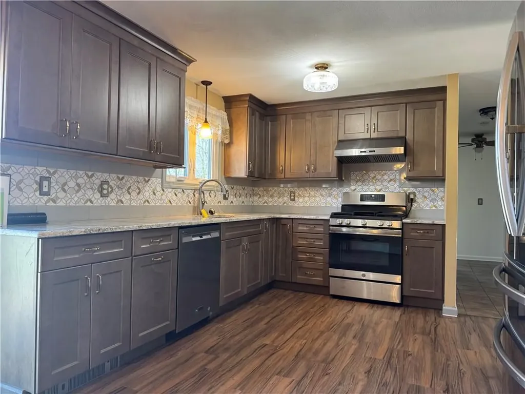 37 N Fairview Street Johnston RI 02919