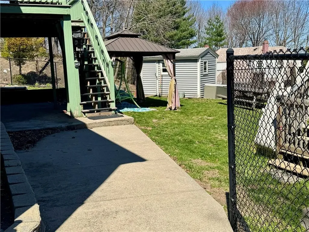 37 N Fairview Street Johnston RI 02919