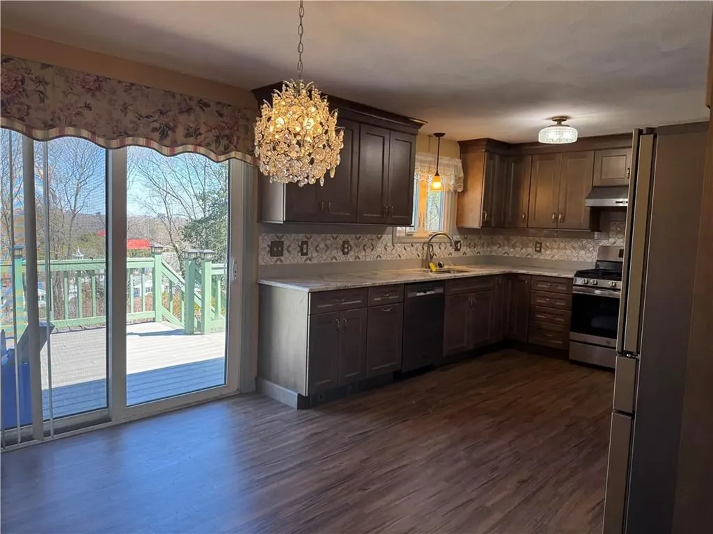 37 N Fairview Street Johnston RI 02919