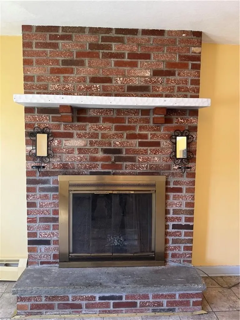 37 N Fairview Street Johnston RI 02919