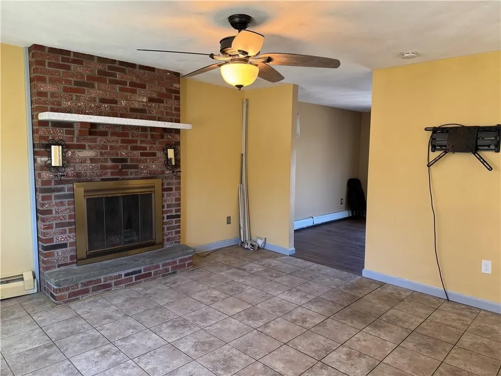 37 N Fairview Street Johnston RI 02919