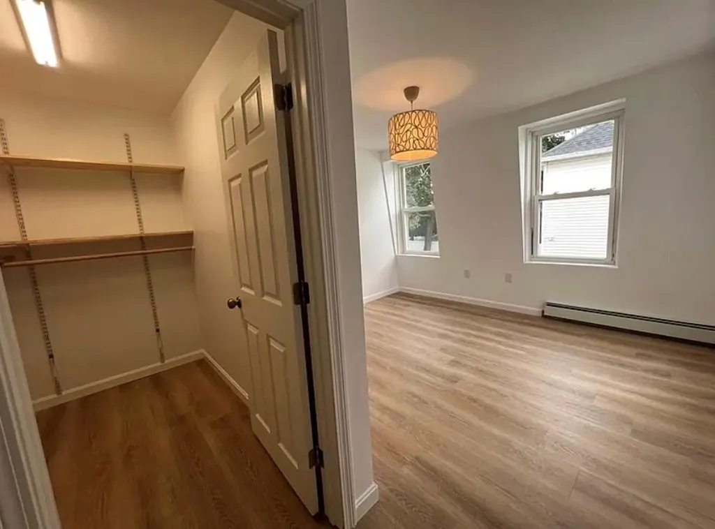 9 Turner Avenue East Providence RI 02915
