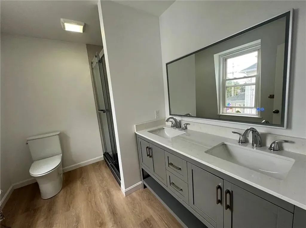 9 Turner Avenue East Providence RI 02915