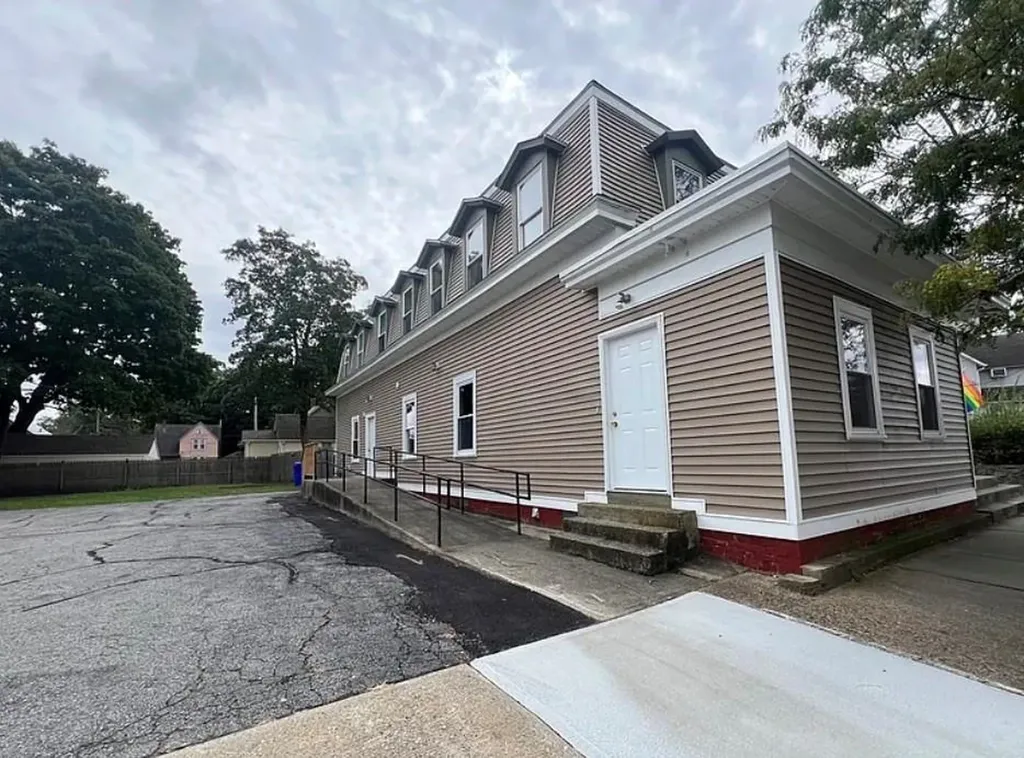9 Turner Avenue East Providence RI 02915