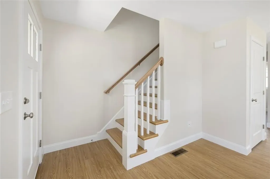 19 A&b Wood Street Warwick RI 02889