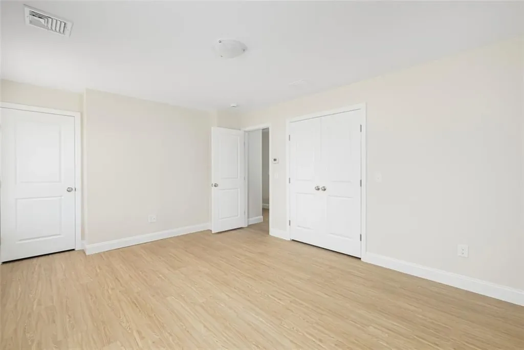 19 A&b Wood Street Warwick RI 02889