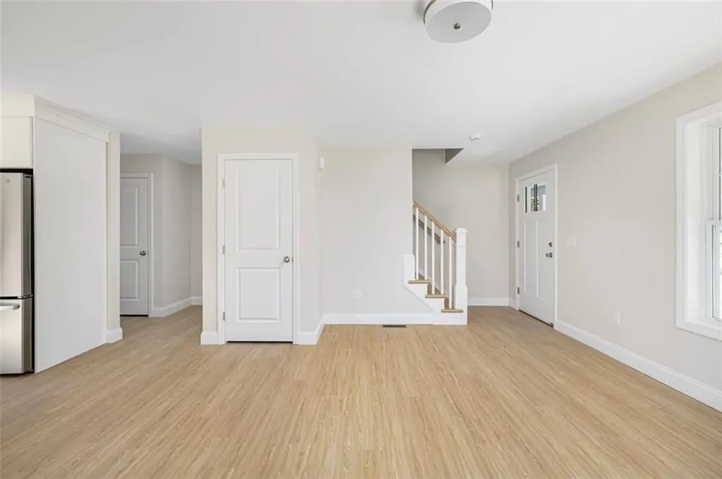 19 A&b Wood Street Warwick RI 02889