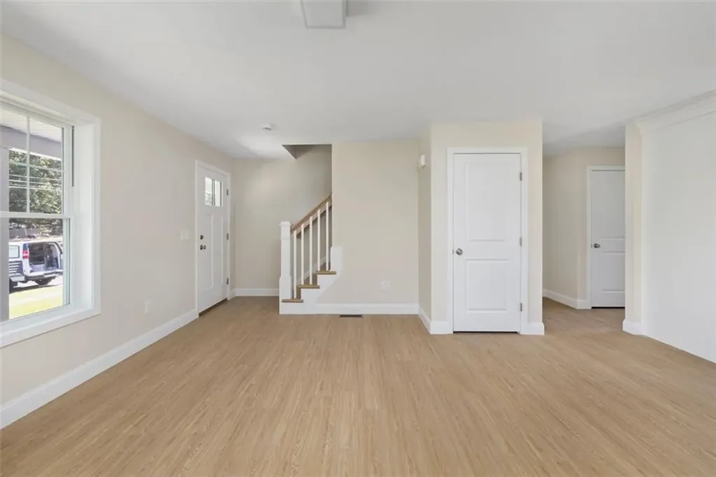 19 A&b Wood Street Warwick RI 02889