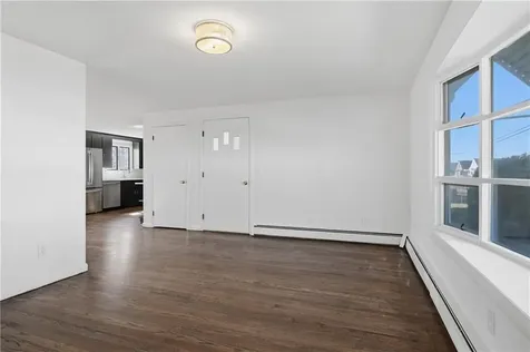 20 Dean Street Pawtucket RI 02861