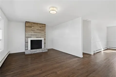 20 Dean Street Pawtucket RI 02861