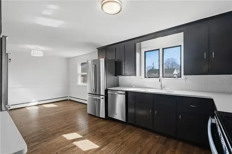20 Dean Street Pawtucket RI 02861