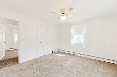 47 Dartmouth Avenue East Providence RI 02915