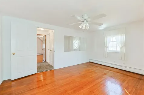 47 Dartmouth Avenue East Providence RI 02915