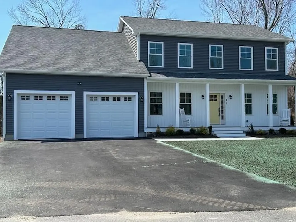 20 Doreen Court Cranston RI 02921