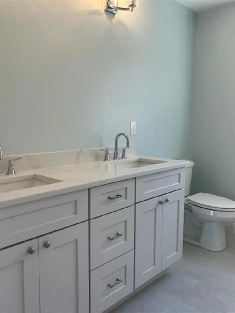 20 Doreen Court Cranston RI 02921