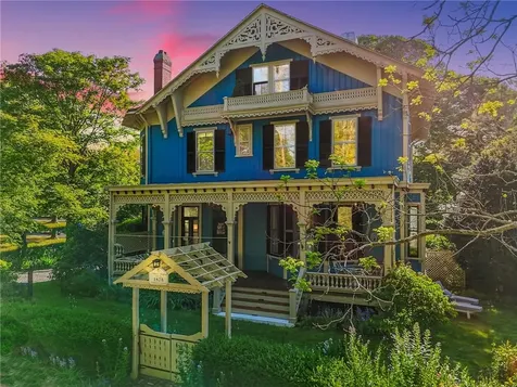 43 Old Beach Road Newport RI 02840
