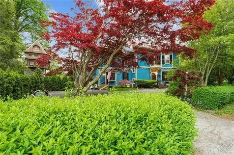 43 Old Beach Road Newport RI 02840