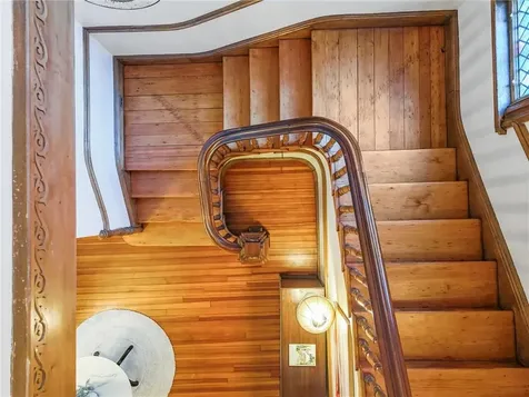 43 Old Beach Road Newport RI 02840