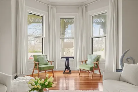 43 Old Beach Road Newport RI 02840