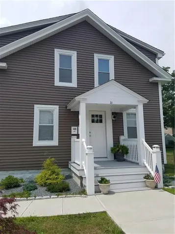 31 First School Street Bristol RI 02809