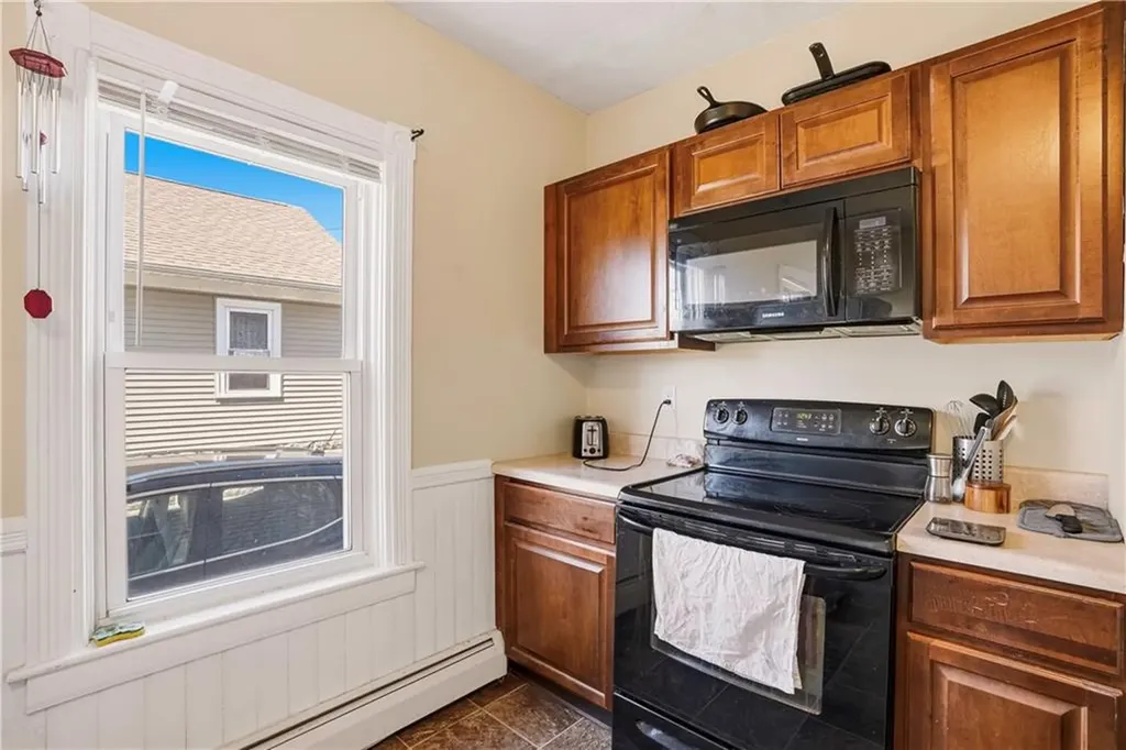 71 South Street Lincoln RI 02865