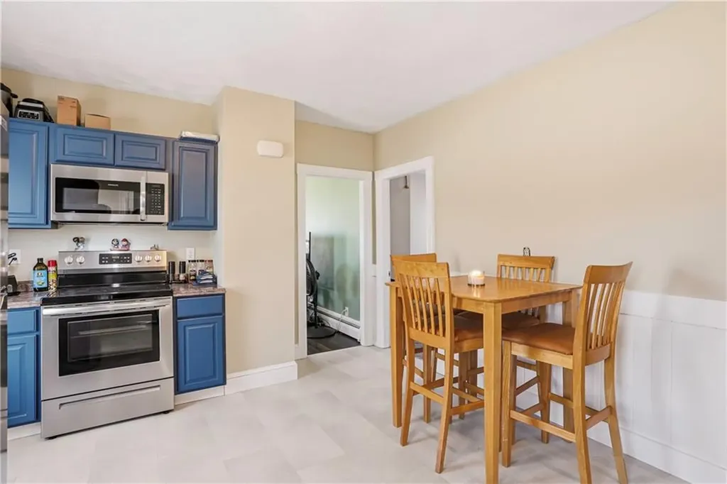 71 South Street Lincoln RI 02865