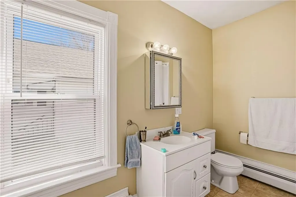 71 South Street Lincoln RI 02865