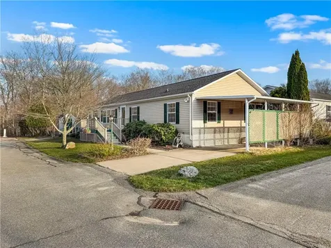 71 Blackbird Street Tiverton RI 02878