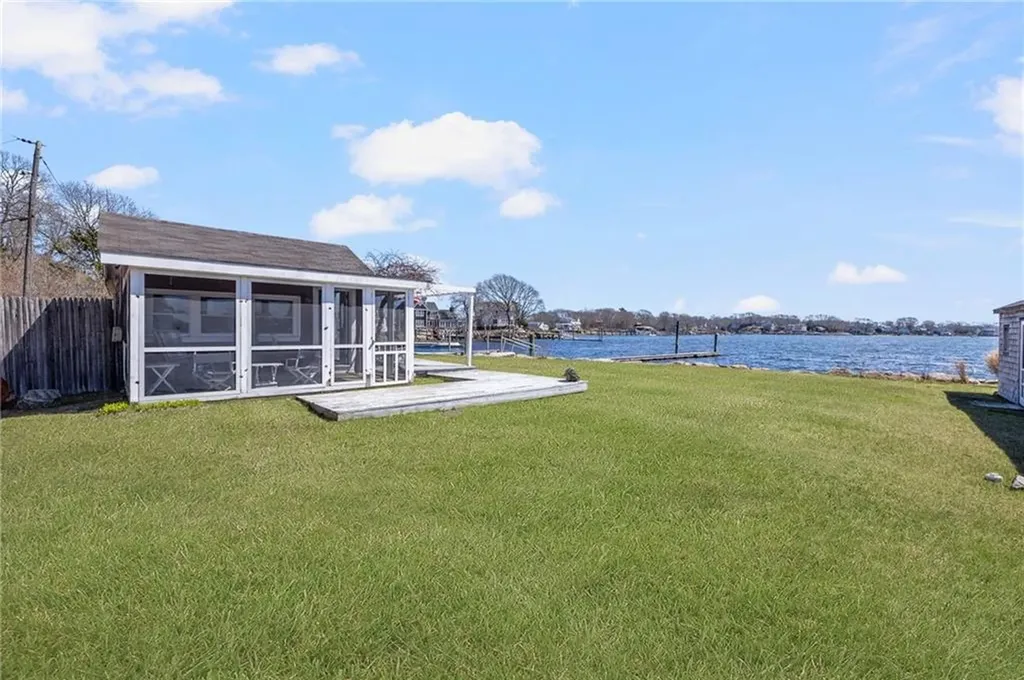 11 Billington Avenue South Kingstown RI 02879