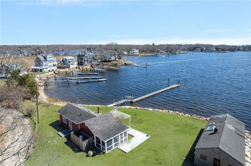 11 Billington Avenue South Kingstown RI 02879