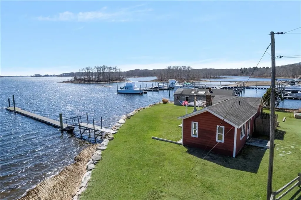 11 Billington Avenue South Kingstown RI 02879