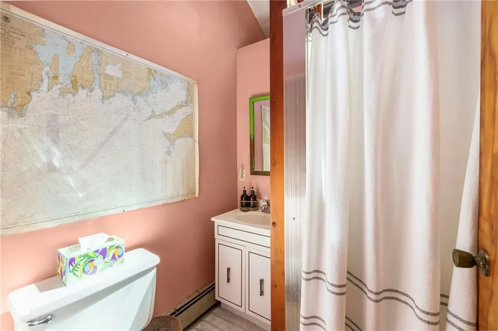 11 Billington Avenue South Kingstown RI 02879