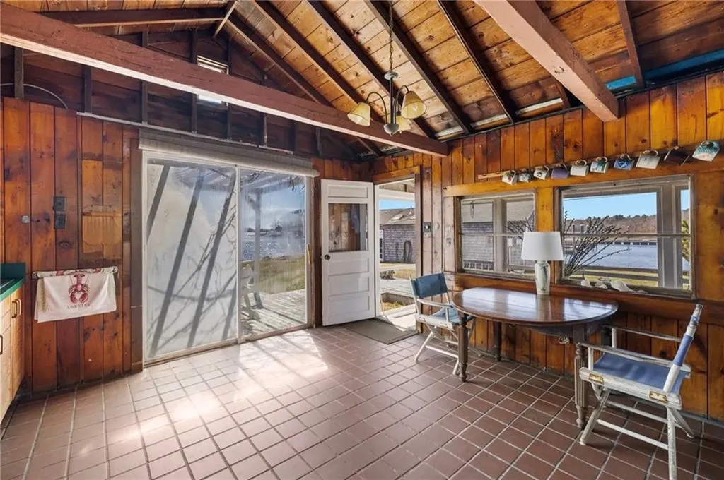 11 Billington Avenue South Kingstown RI 02879
