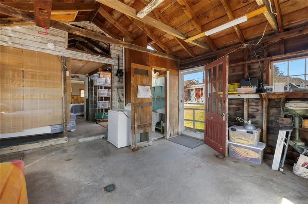 11 Billington Avenue South Kingstown RI 02879