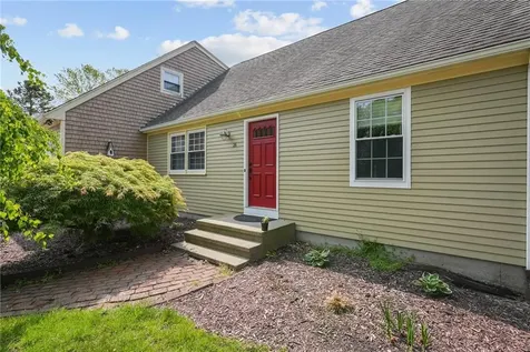 26 Ridgeside Lane Tiverton RI 02878