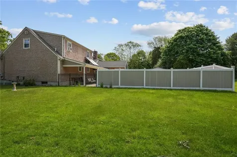 26 Ridgeside Lane Tiverton RI 02878