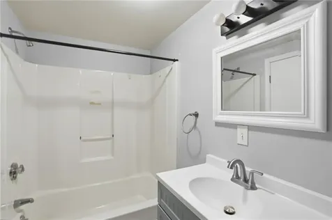 26 Ridgeside Lane Tiverton RI 02878