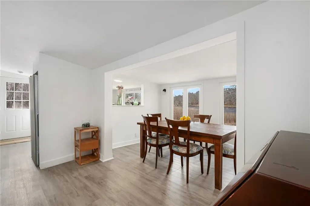 99 River Vue Avenue Warwick RI 02889