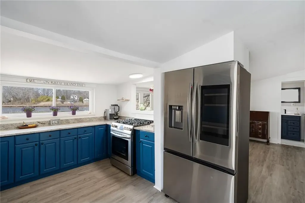 99 River Vue Avenue Warwick RI 02889