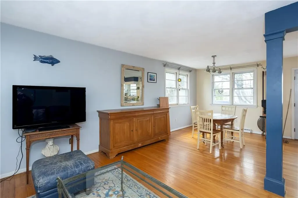 37 Squantum Drive Middletown RI 02842