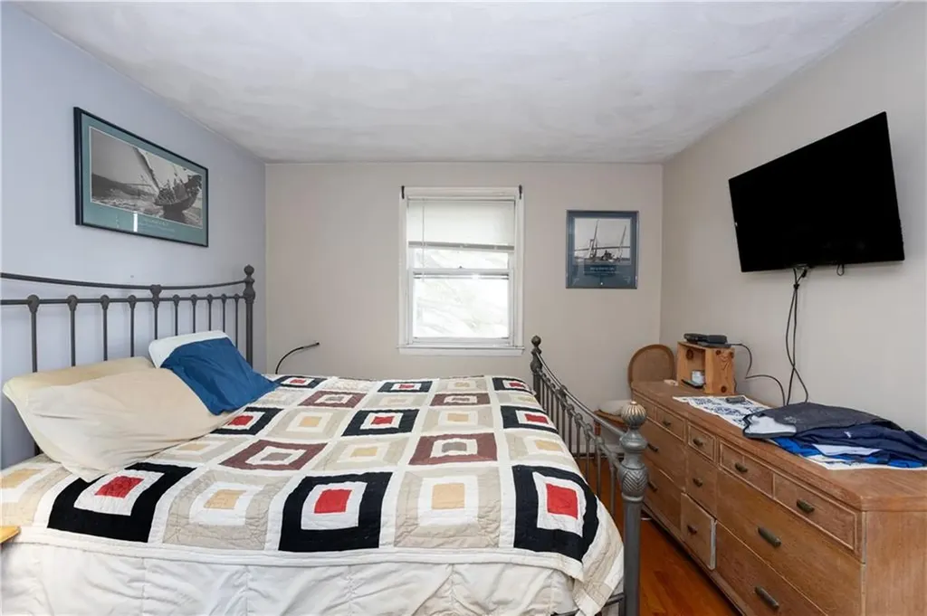 37 Squantum Drive Middletown RI 02842