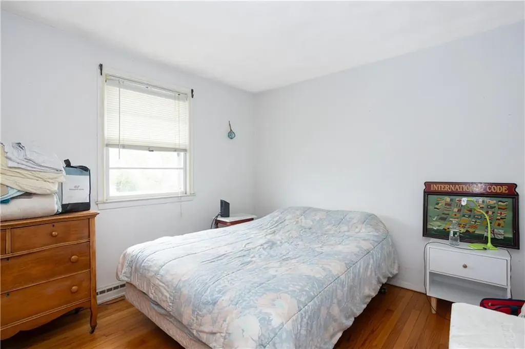 37 Squantum Drive Middletown RI 02842