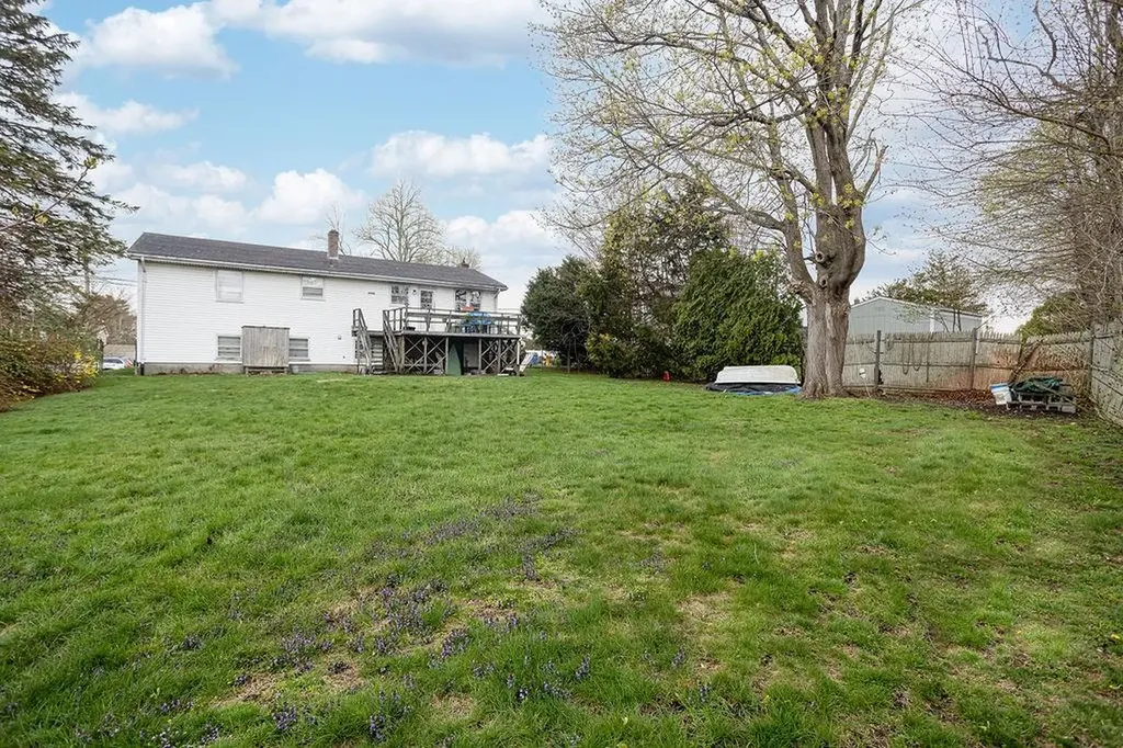37 Squantum Drive Middletown RI 02842