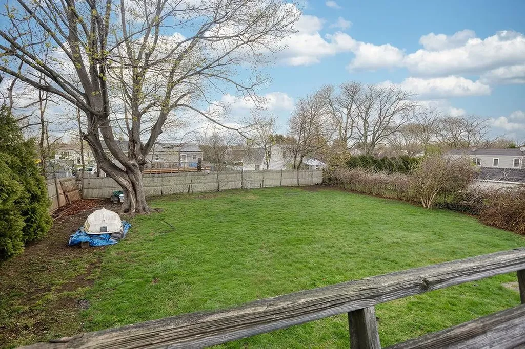 37 Squantum Drive Middletown RI 02842