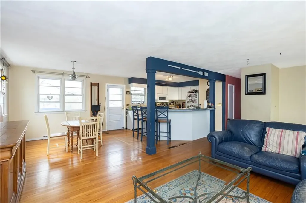37 Squantum Drive Middletown RI 02842
