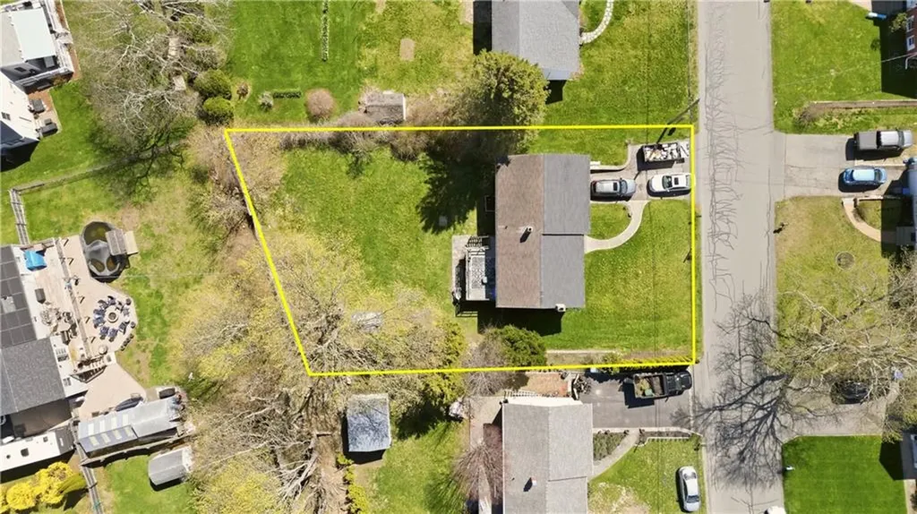 37 Squantum Drive Middletown RI 02842
