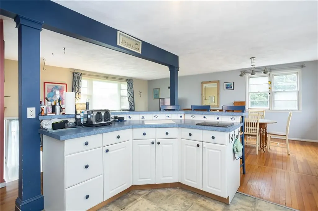 37 Squantum Drive Middletown RI 02842
